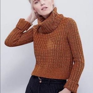 ✨FREE PEOPLE✨ Cropped Cable Knit Turtleneck